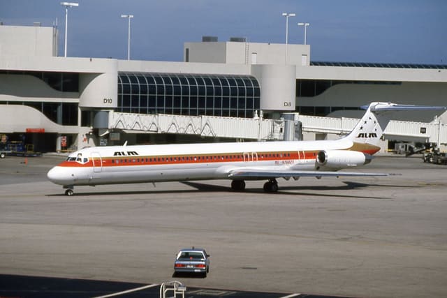 N76823 - Douglas