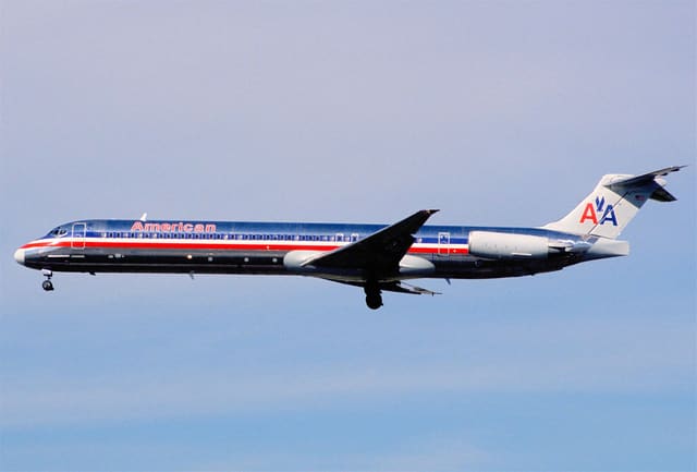N970TW - Douglas