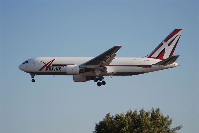 N744AX - Twin-engine aircraft