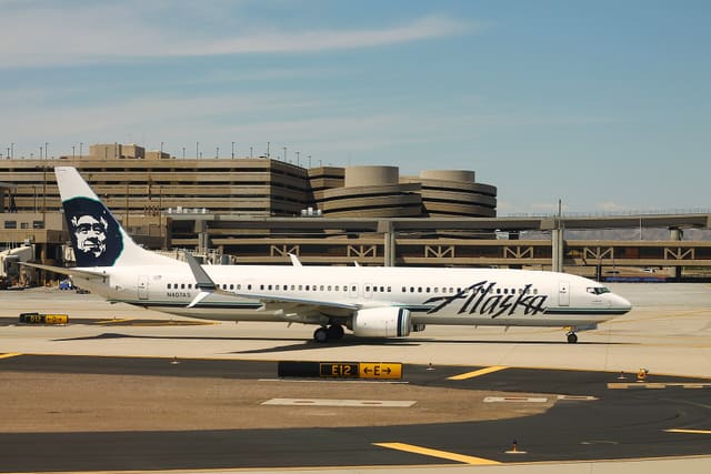 N407AS - Boeing