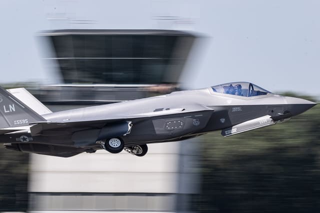  - Aircraft