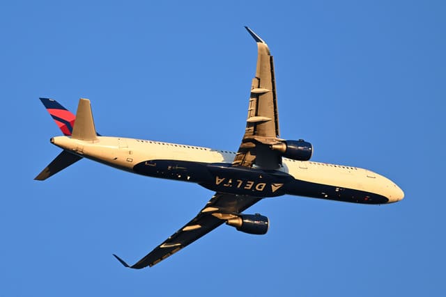 N103DY - Airbus