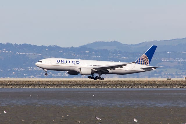 N798UA - Boeing