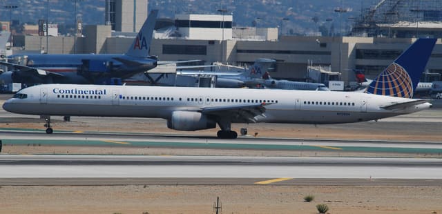 N75854 - Boeing