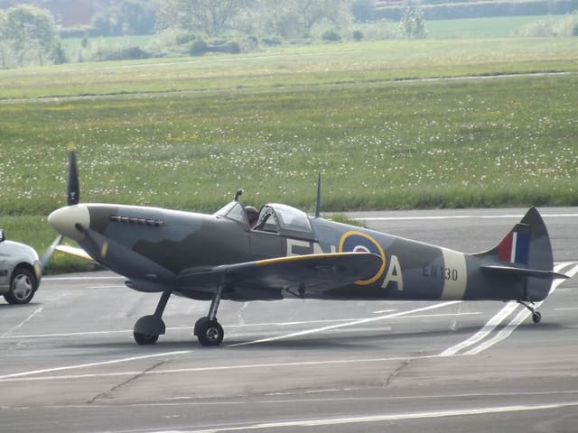 G-ENAA - Warbird