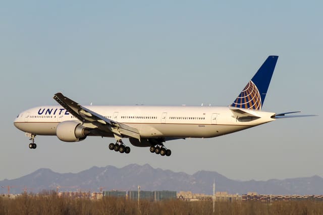 N2243U - Boeing