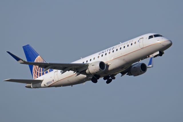N89304 - Embraer