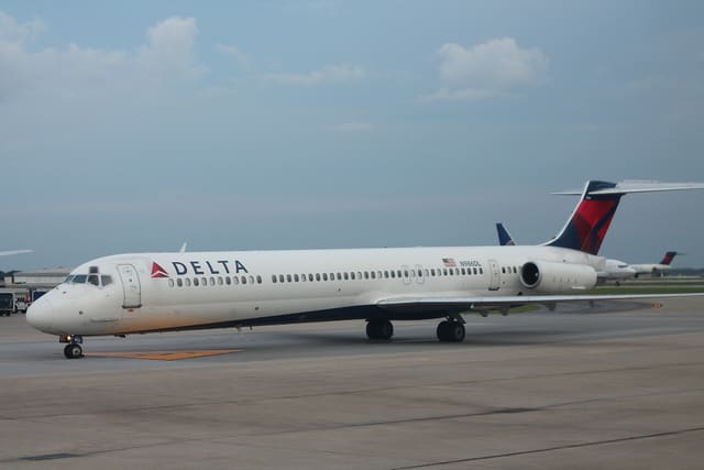 N986DL - Aircraft