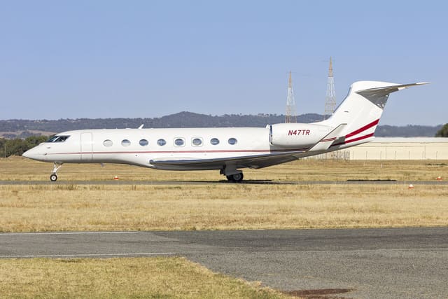 N47TR - Business jet