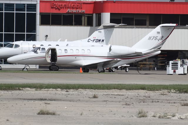 N75JK - Business jet