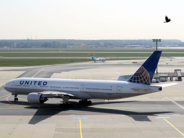 N769UA - Boeing