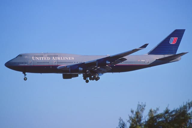 N194UA - Boeing