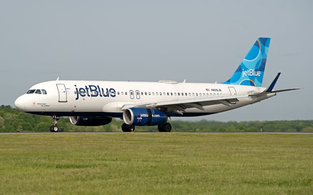 N828JB - Airbus