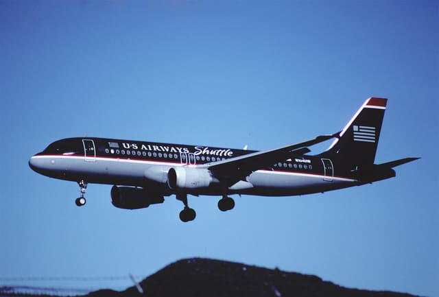 N104UW - Airbus