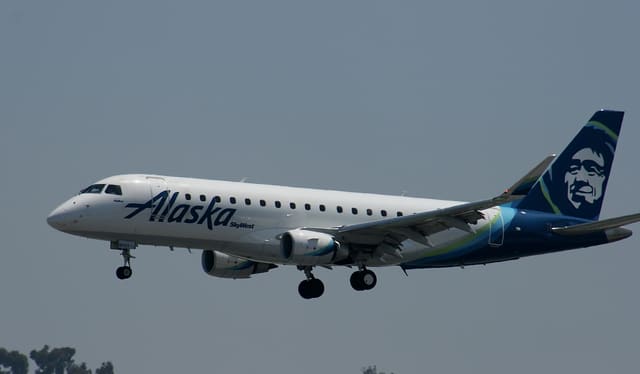 N187SY - Twin-engine aircraft