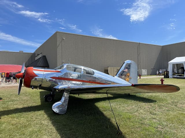 N3947B - Single-engine aircraft