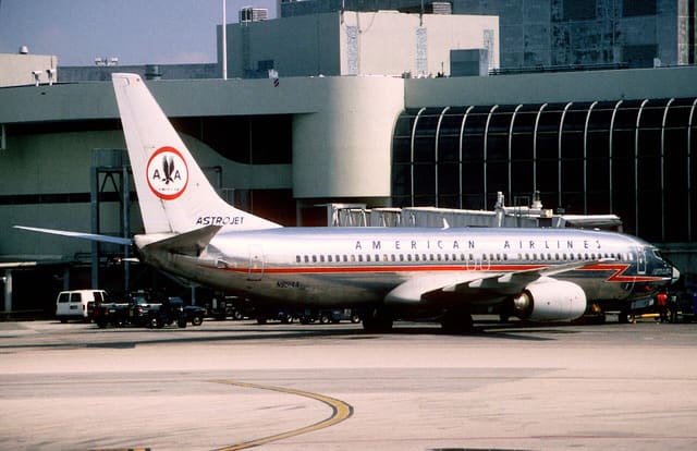 N951AA - Boeing