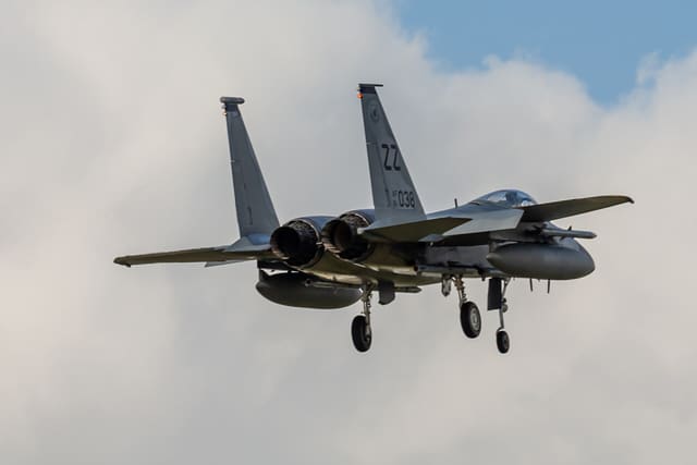  - Twin-engine aircraft