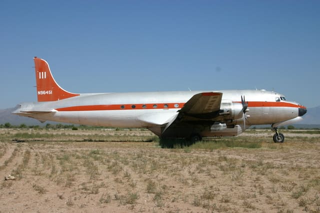 N96451 - Twin-engine aircraft