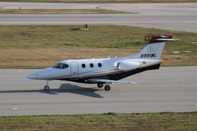 N991ML - Business jet