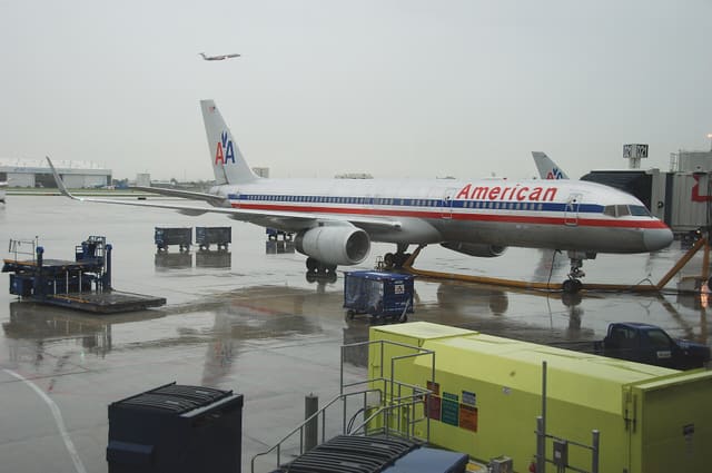 N692AA - Boeing