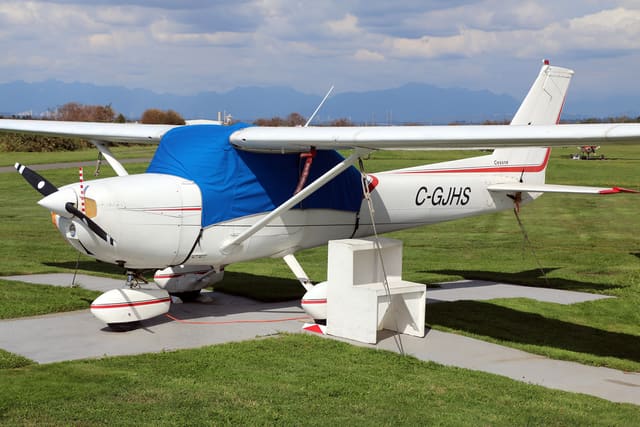 C-GJHS - Cessna