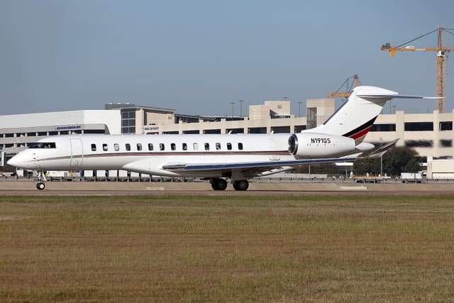 N191QS - Bombardier