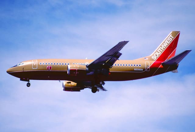 N339SW - Boeing