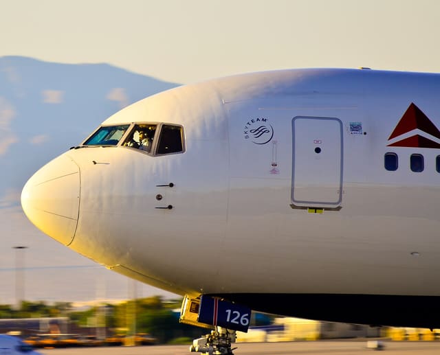 N126DL - Aircraft