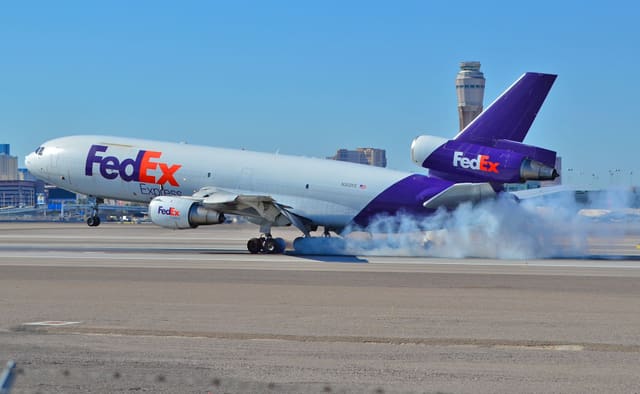 N302FE - Douglas
