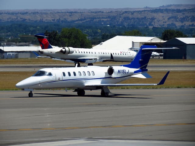 N115LJ - Business jet