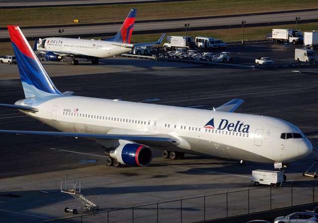 N136DL - Boeing