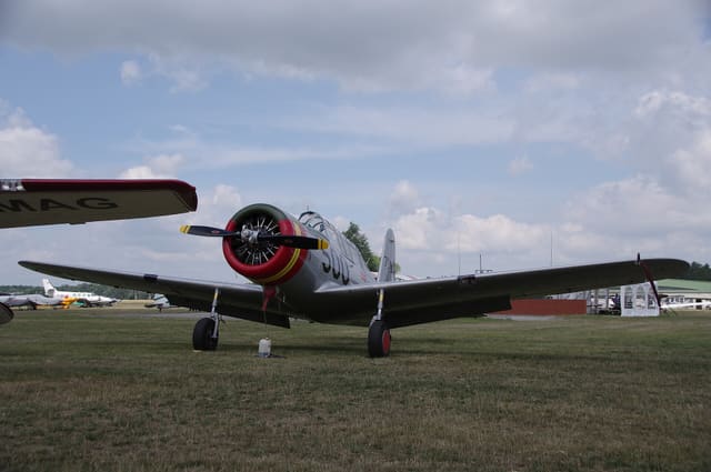 N71502 - Warbird