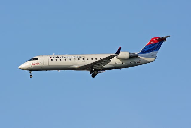 N779CA - Aircraft