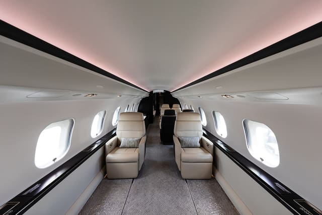 N835GL - Business jet