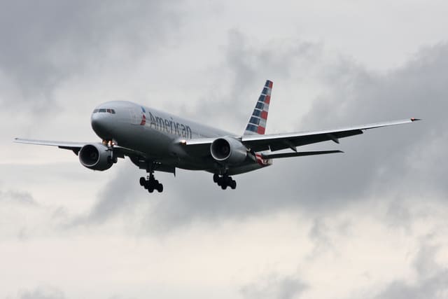 N775AN - Twin-engine aircraft