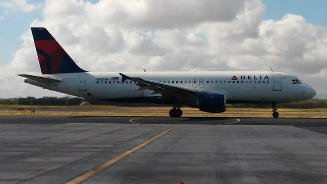 N325US - Airbus
