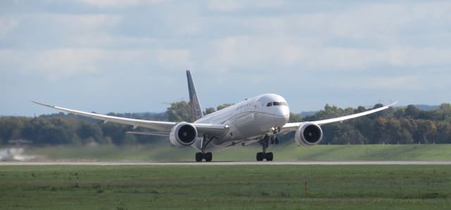 N26952 - Boeing