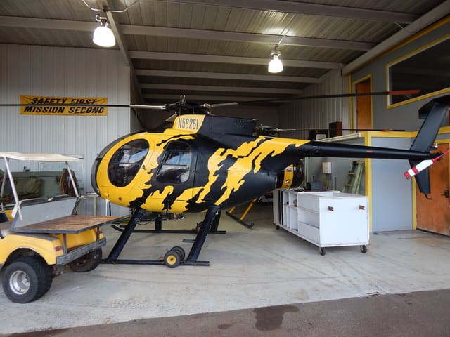 N58251 - Helicopter