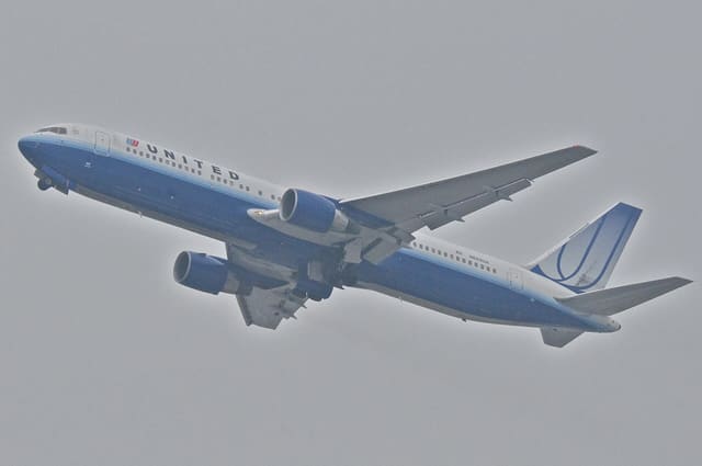 N659UA - Boeing