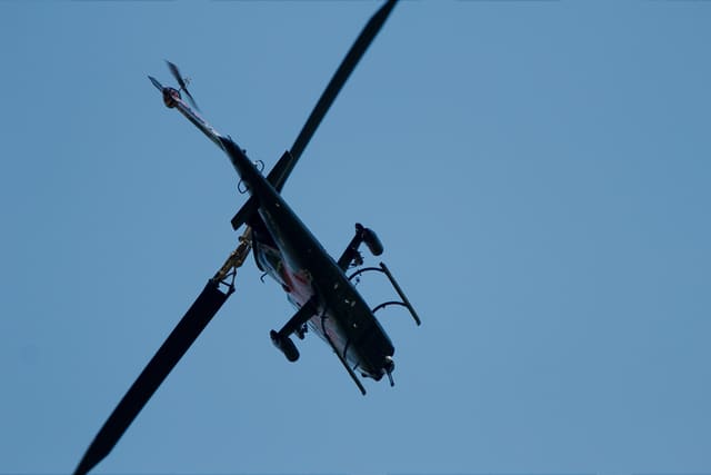 N11FX - Helicopter