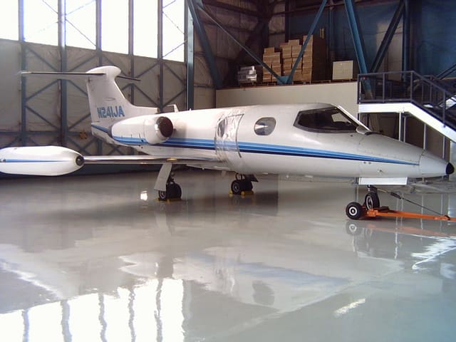  — Business jet