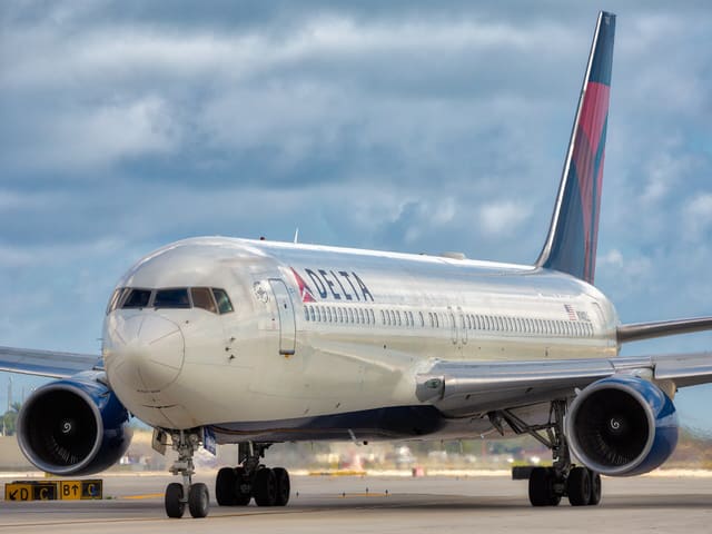 N140LL - Boeing
