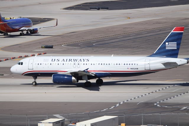 N652AW - Aircraft