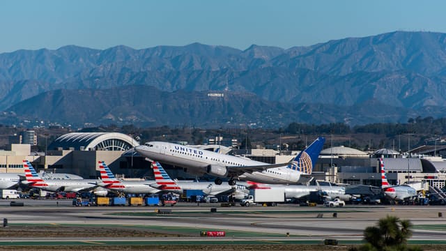 N37287 - Boeing