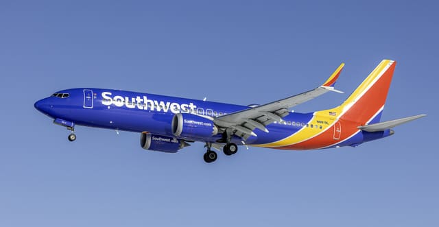 N8819L - Boeing