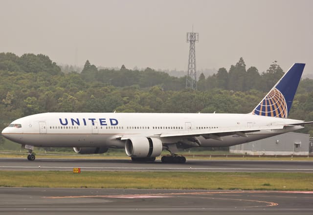 N212UA - Boeing