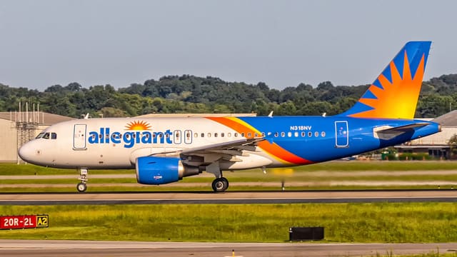 N318NV - Airbus