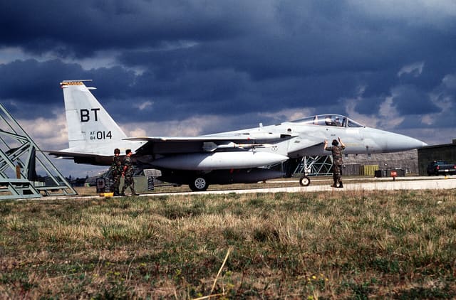  - Twin-engine aircraft
