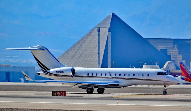 N100QS - Business jet